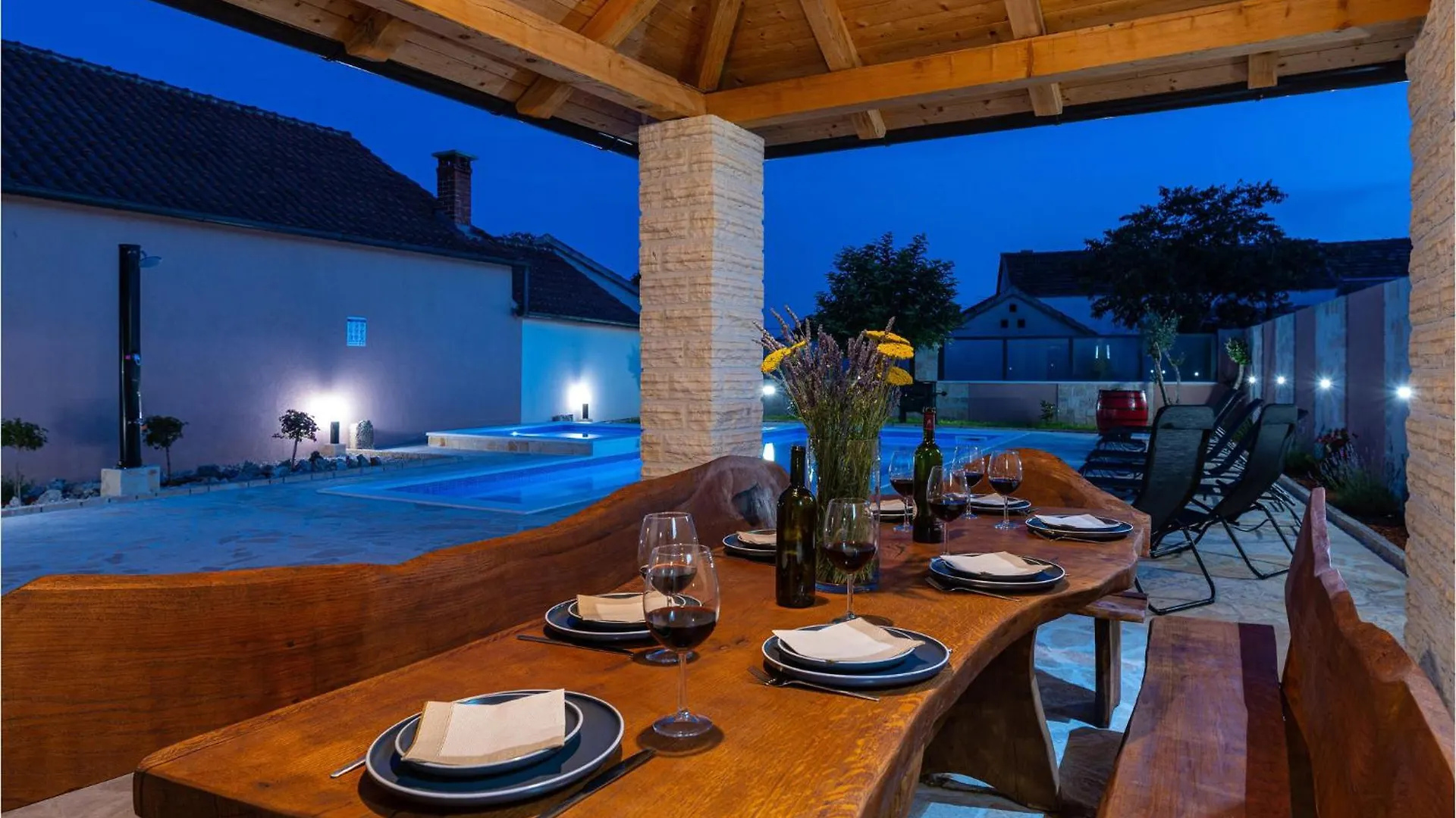 Gorgeous Home In Benkovac Holiday home