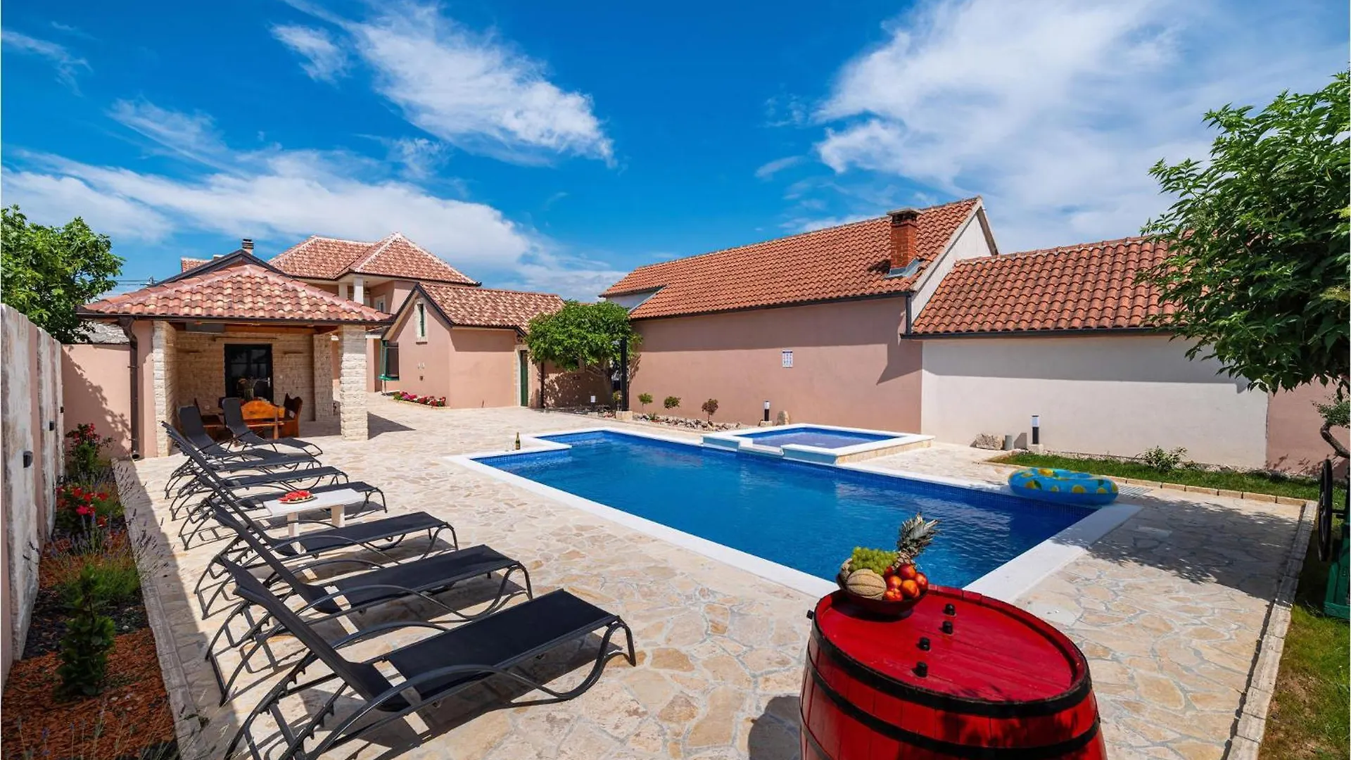 Gorgeous Home In Benkovac